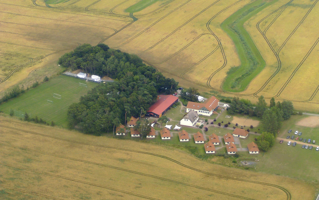 Jugendtours-Feriendorf Ummanz Rom bilde